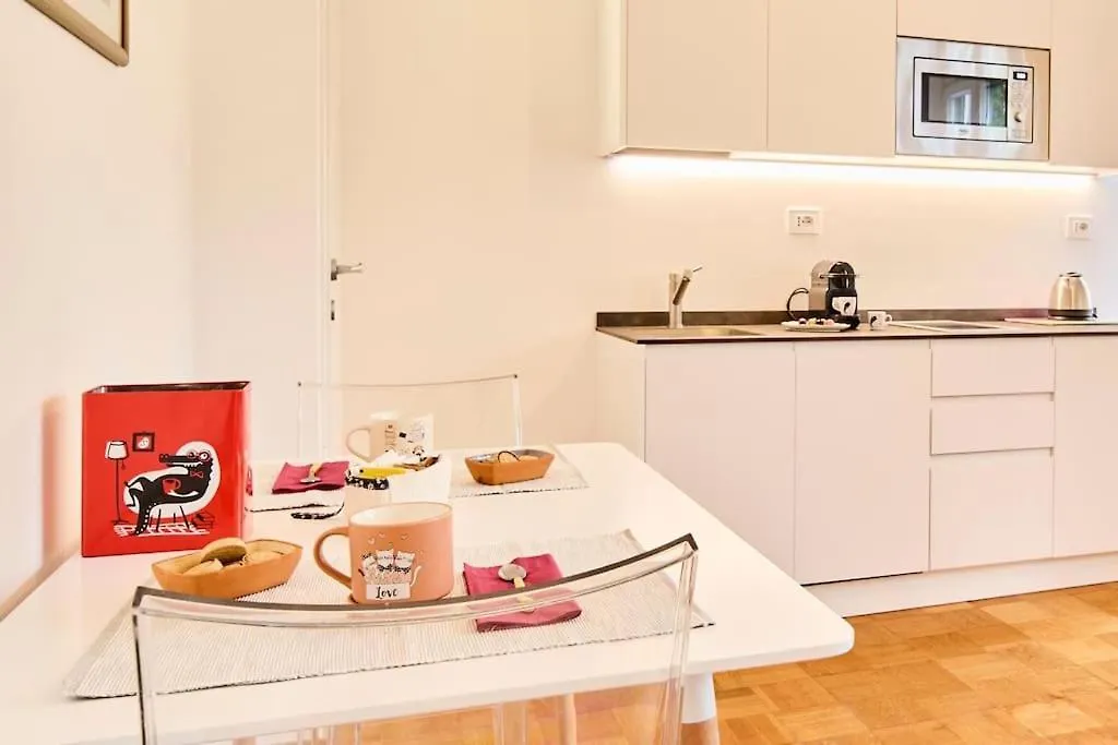 Nuovissimo Bilocale Naba Navigli Apartment Milan